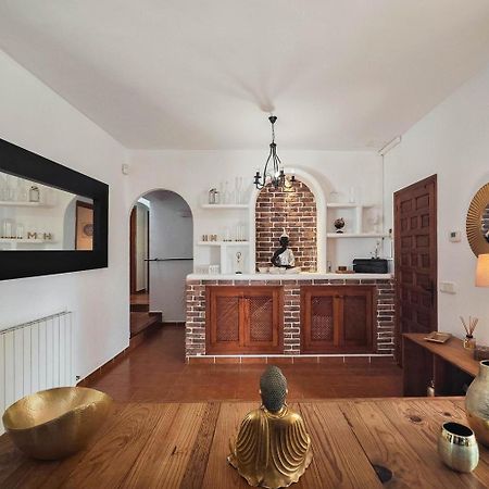 Villa Mercedes カラ・ロンガ エクステリア 写真